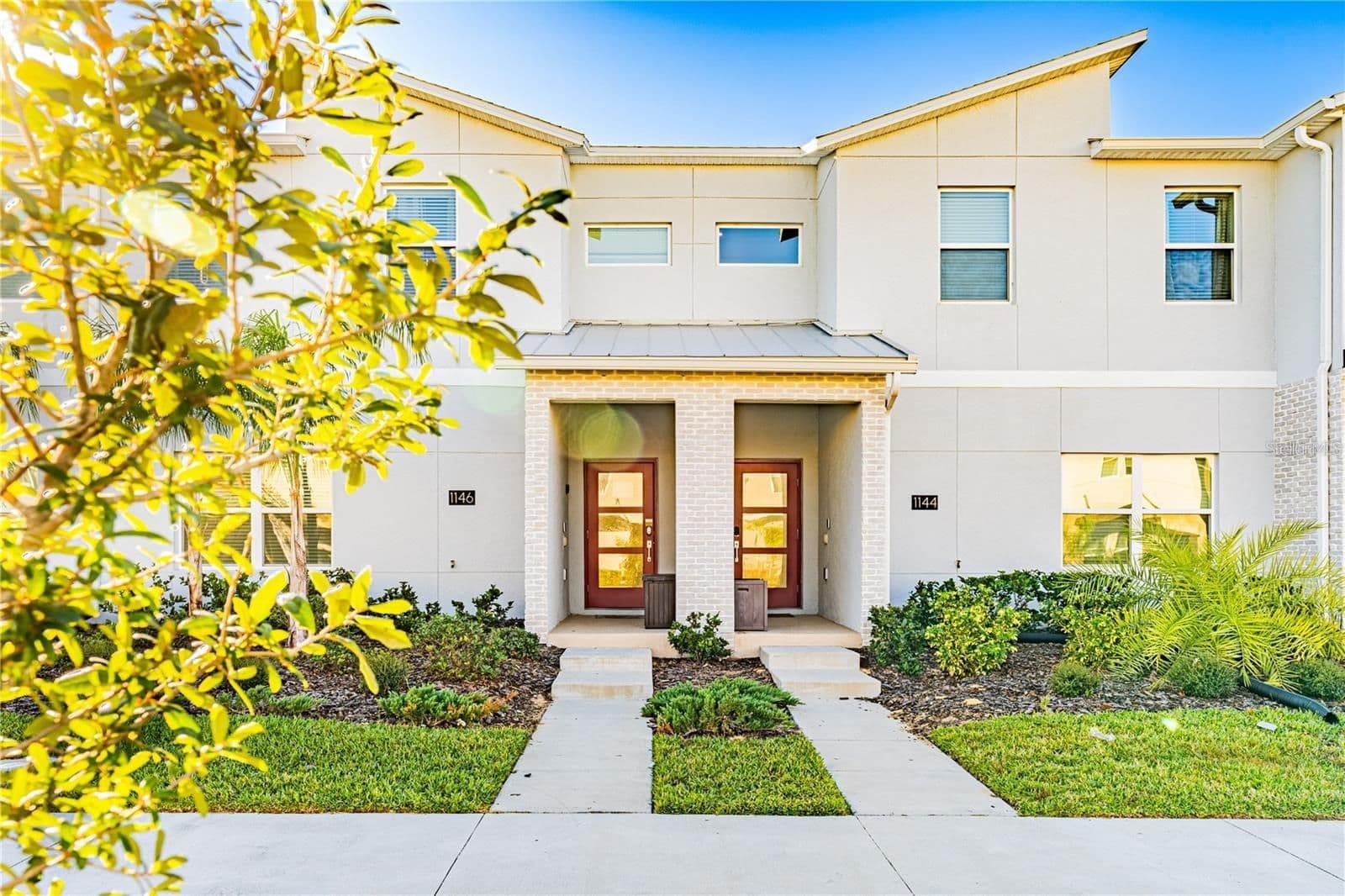 1146 KINGSBARN