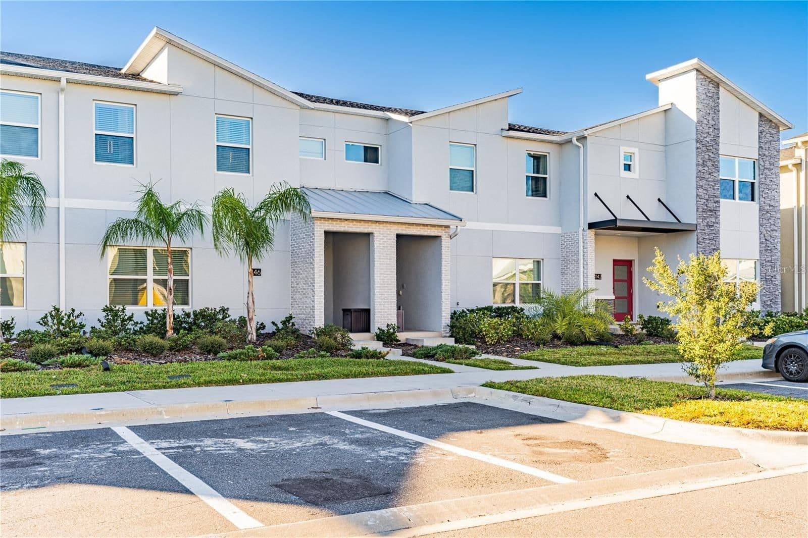 1146 KINGSBARN