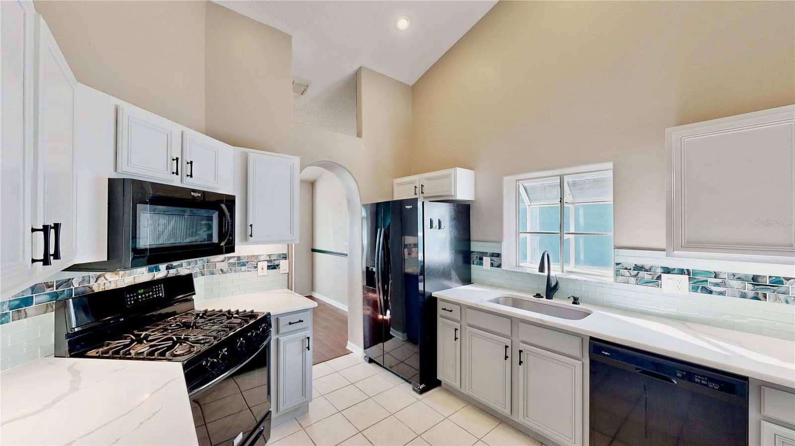 3016 CRYSTAL CREEK