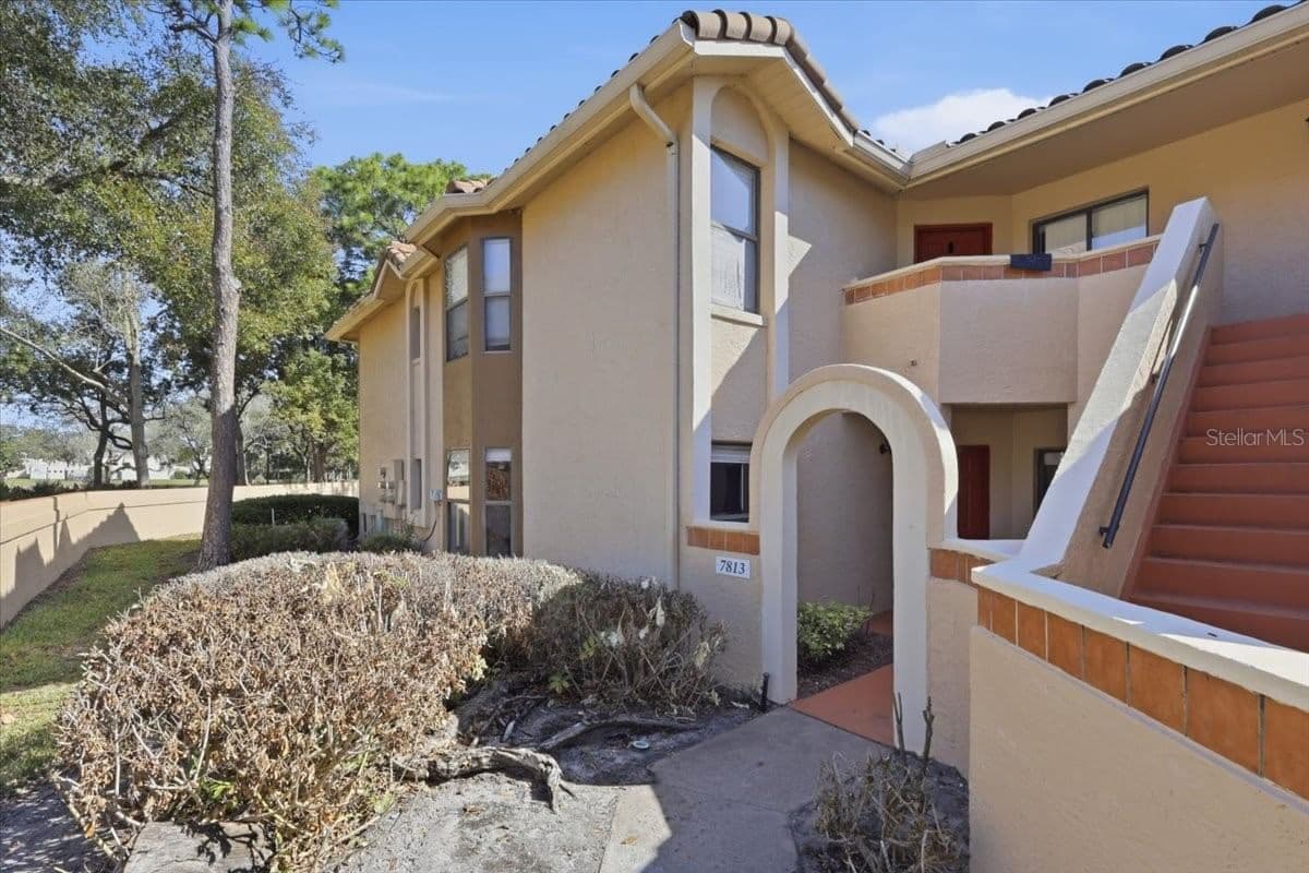 7813 SUGAR BROOK