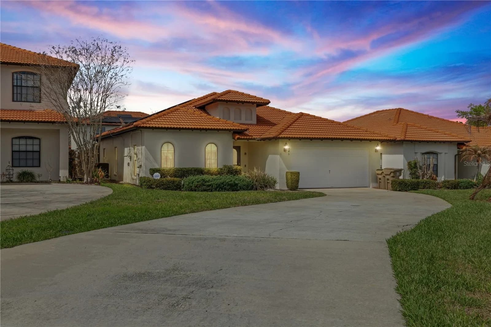 345 SUMMER PLACE Loop