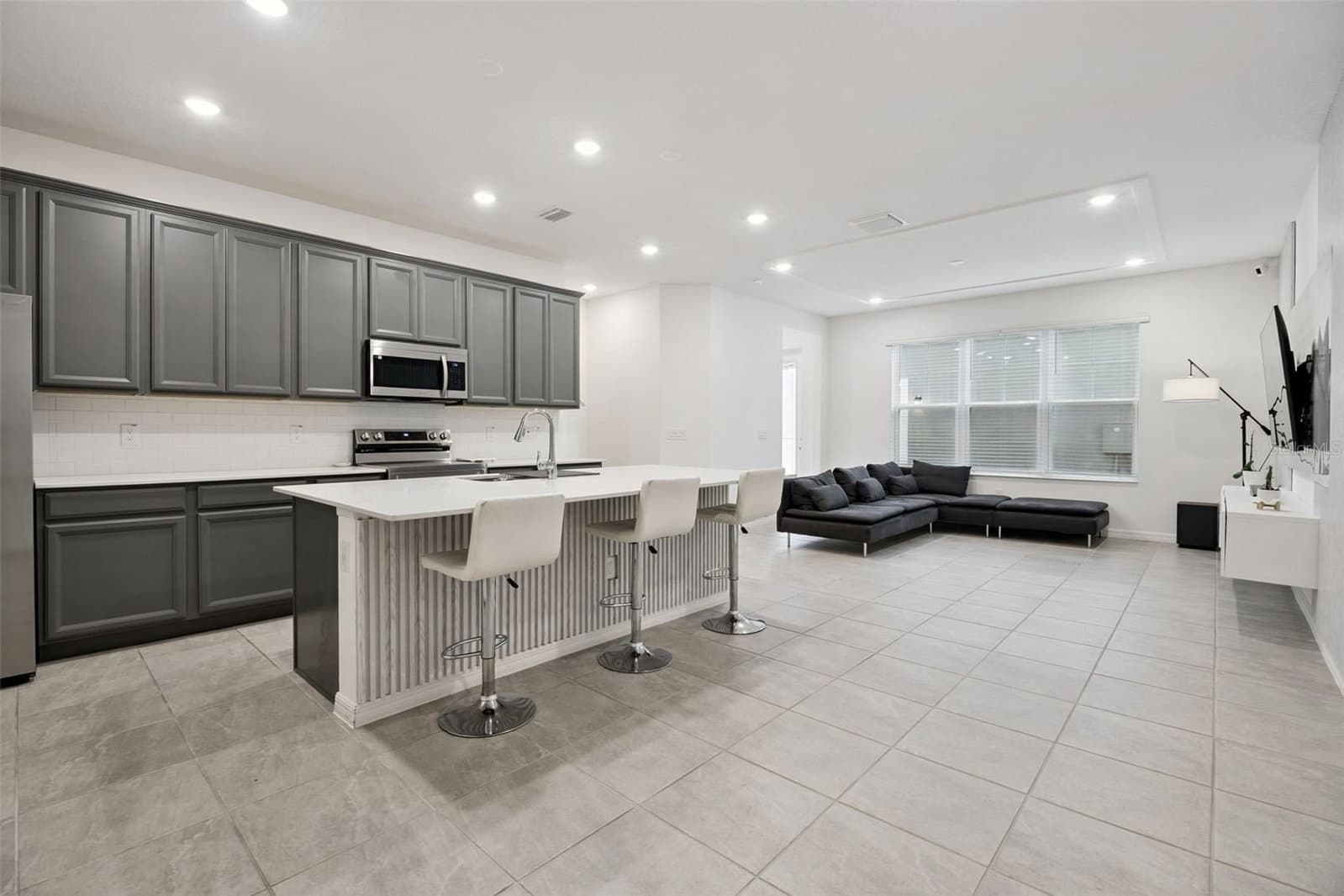 7007 TWILIGHT BAY