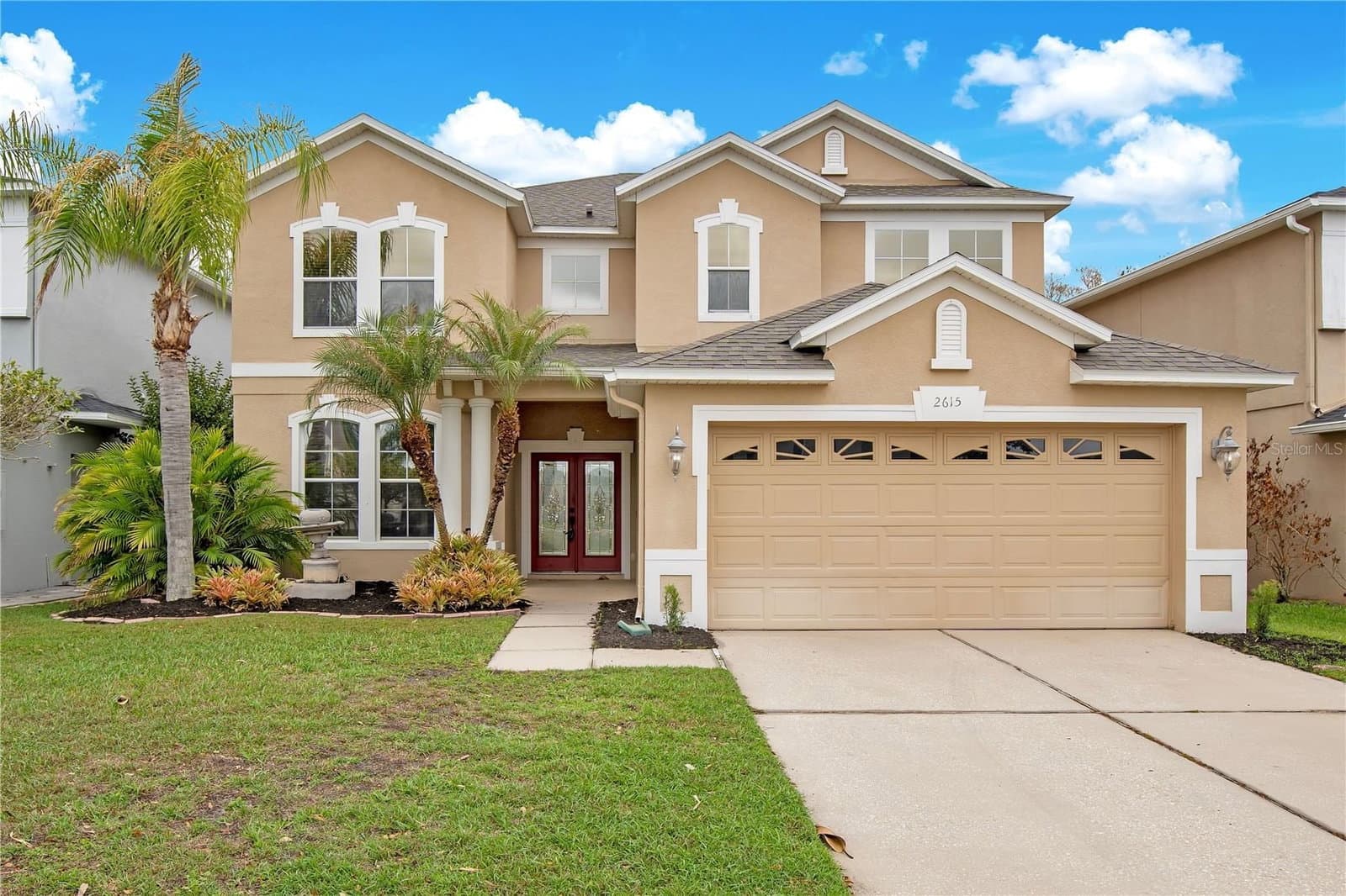 2615 LAKEMOOR