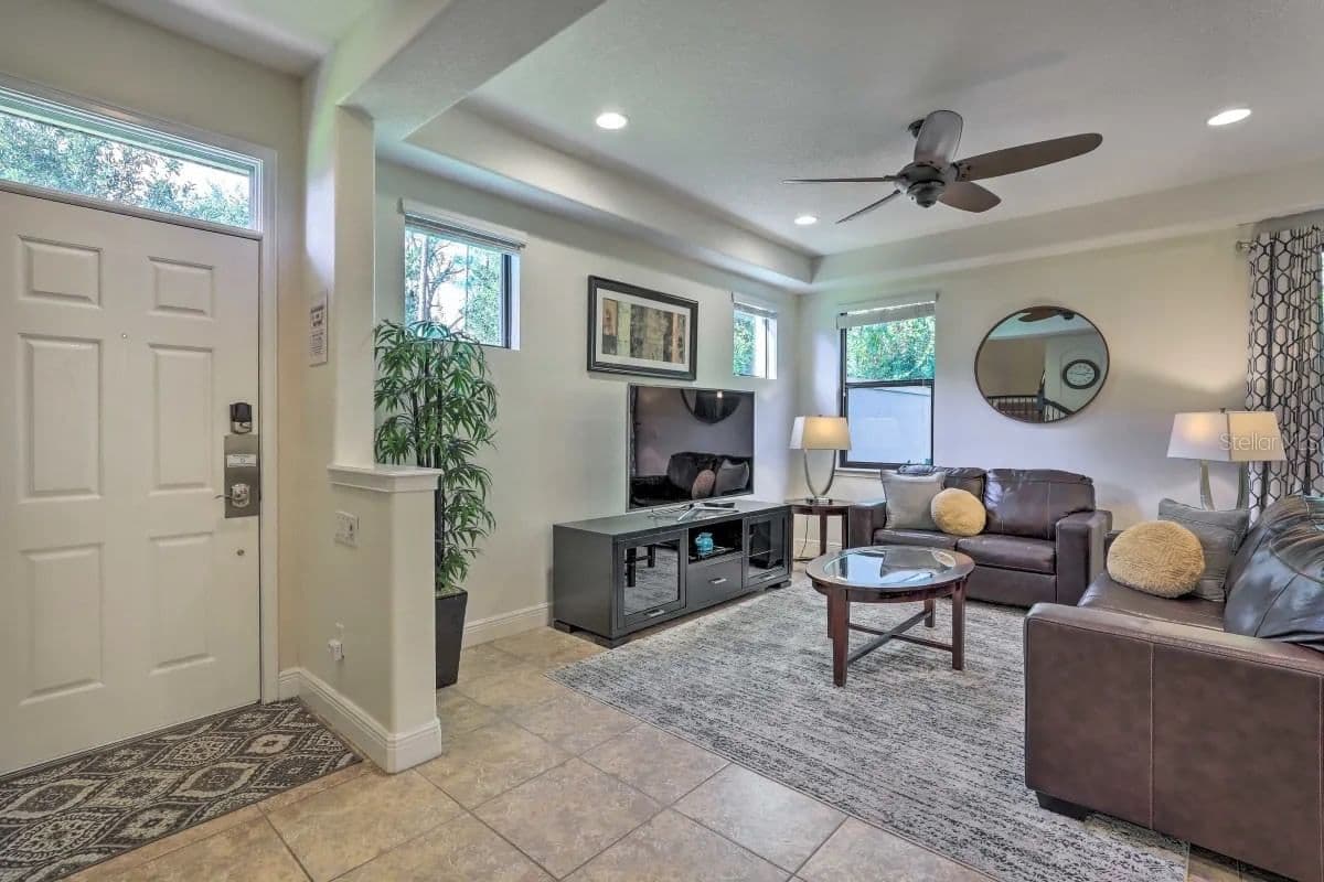 8147 ROSEVILLE