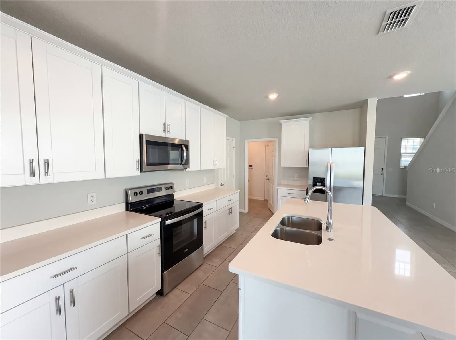 3092 BELLA VISTA