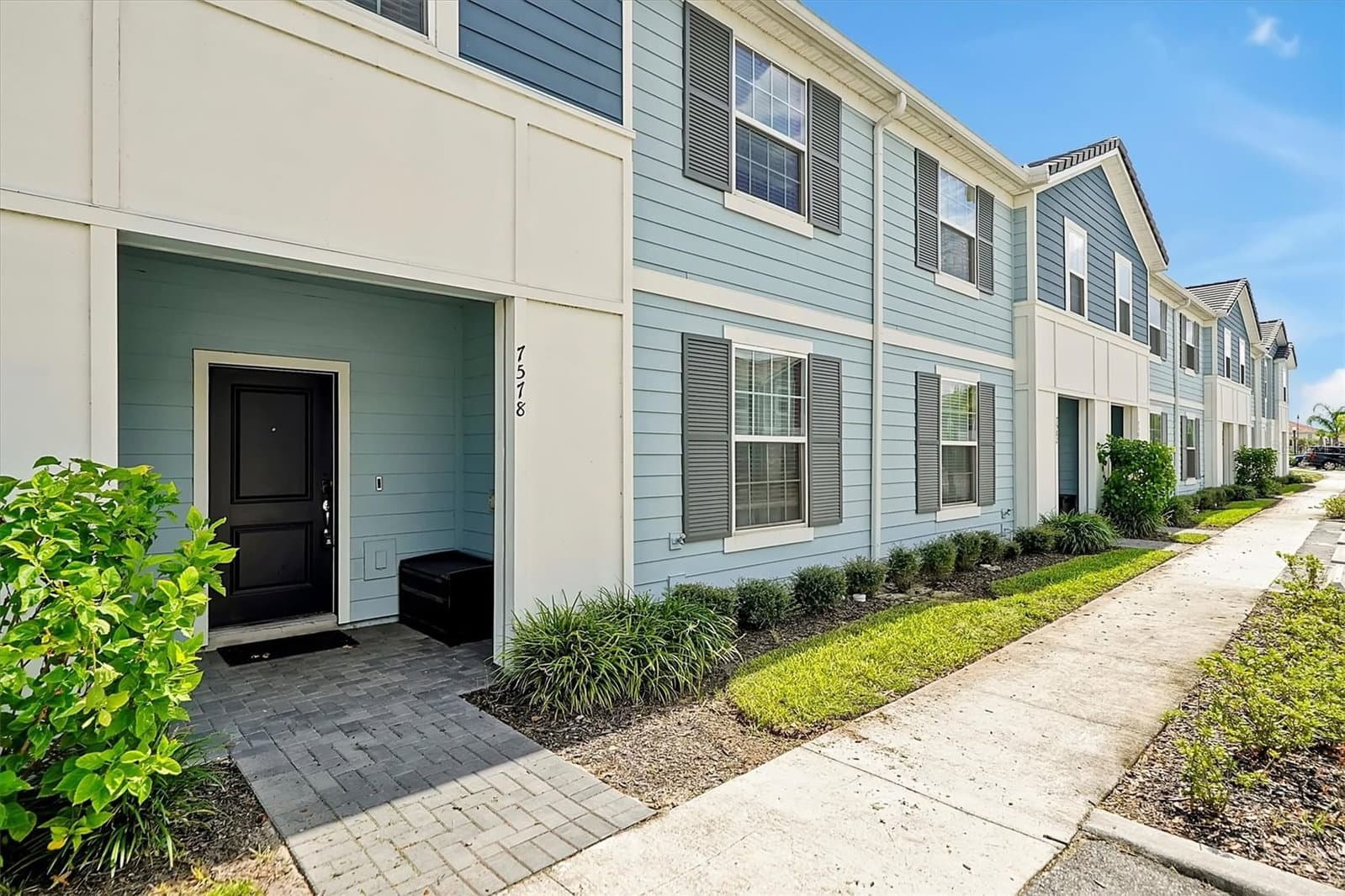 7578 OAK SPRING