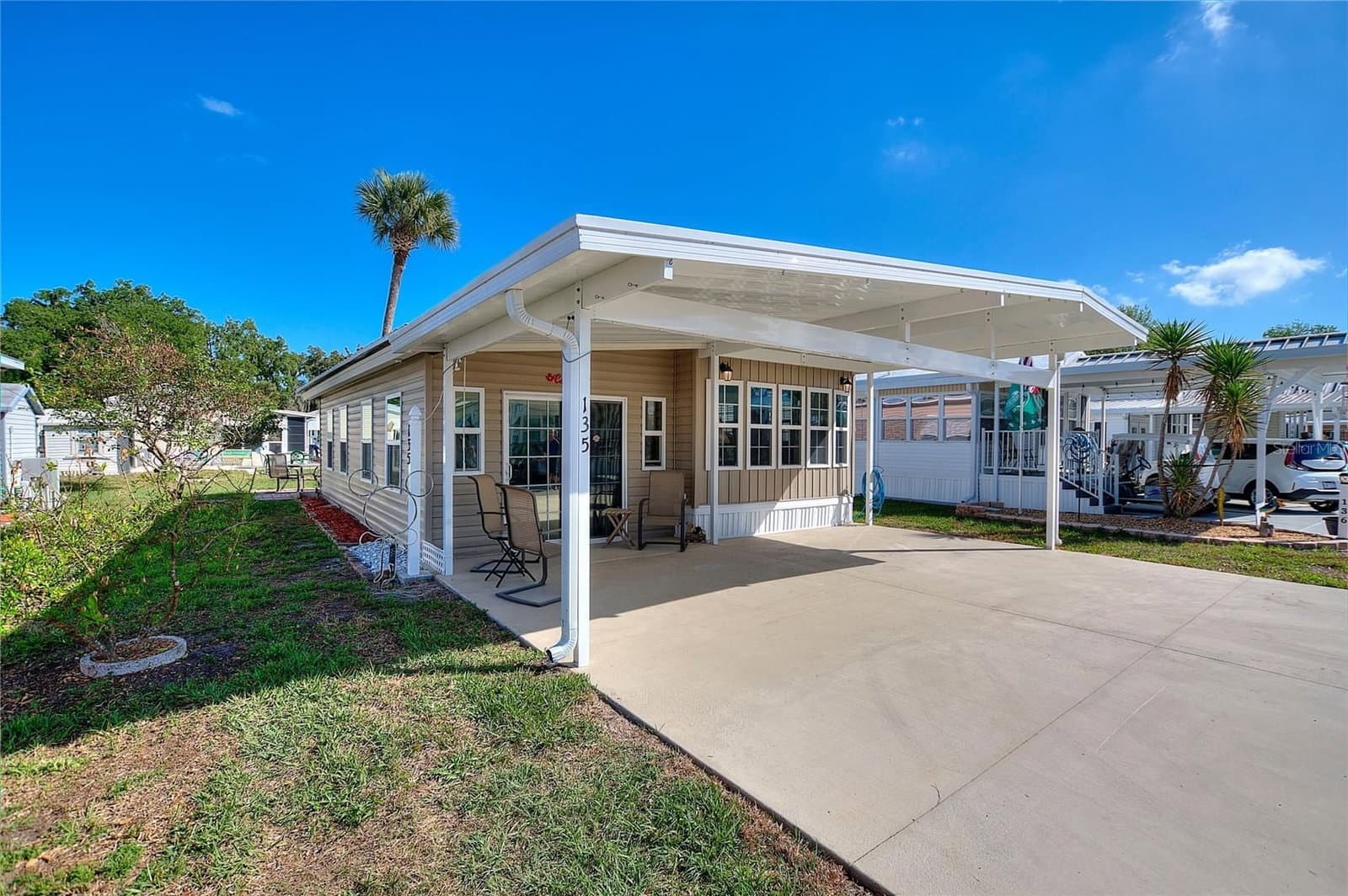 135 CITRUS RIDGE