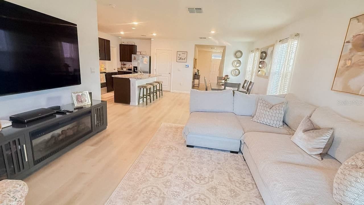 1724 POST OAK