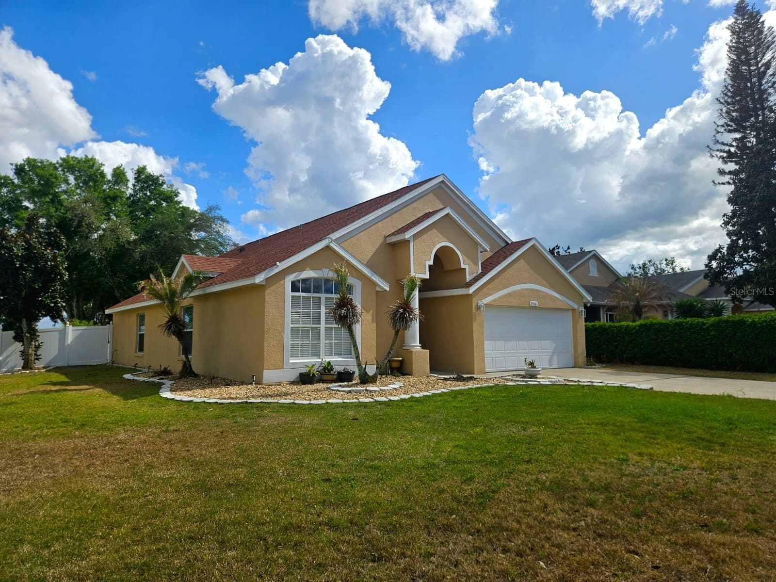 15601 AUTUMN GLEN