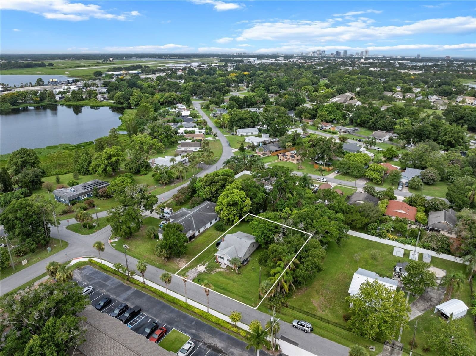 918 SHOREVIEW