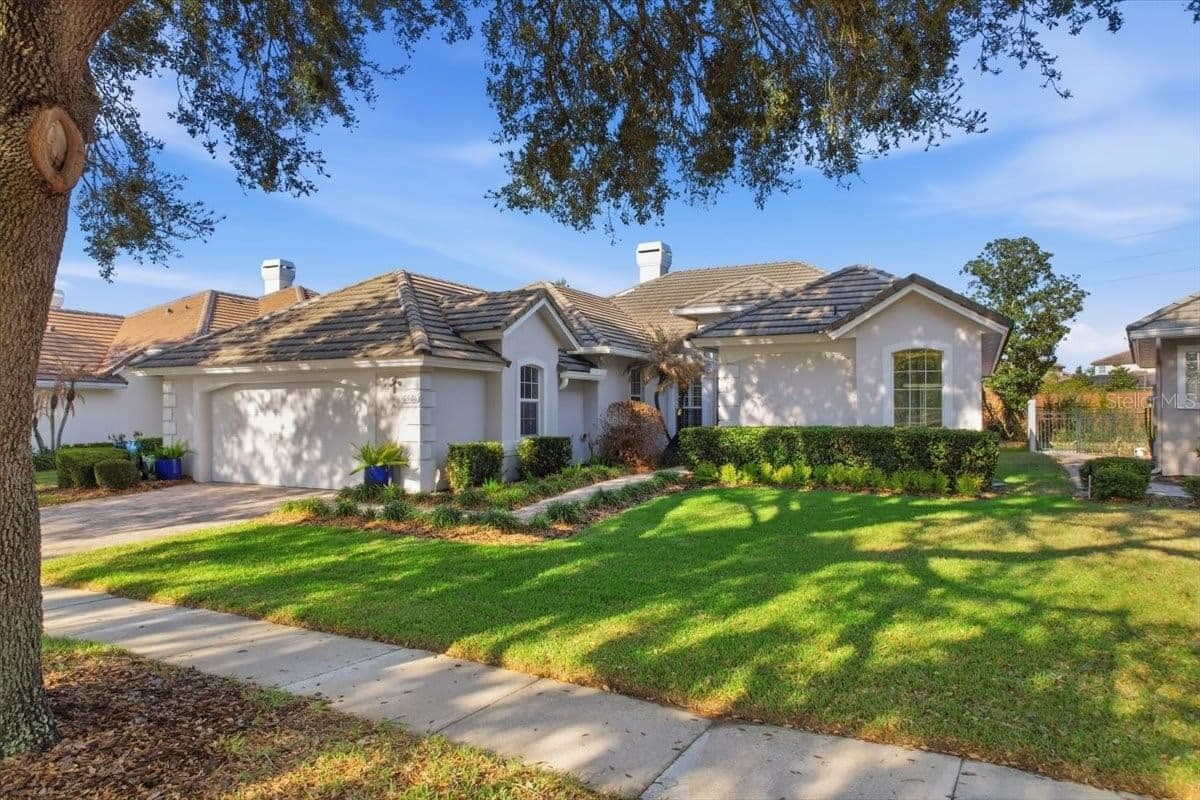 10926 WOODCHASE