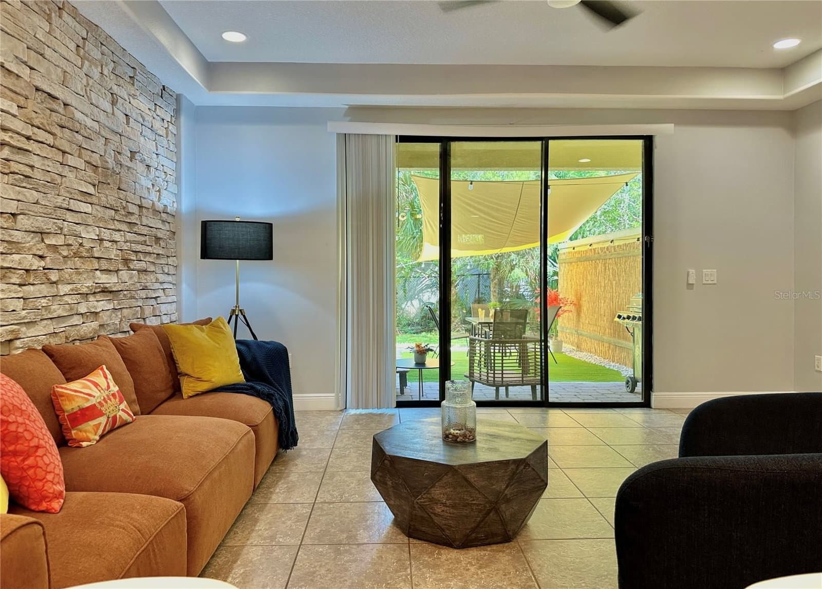 8111 ROSEVILLE