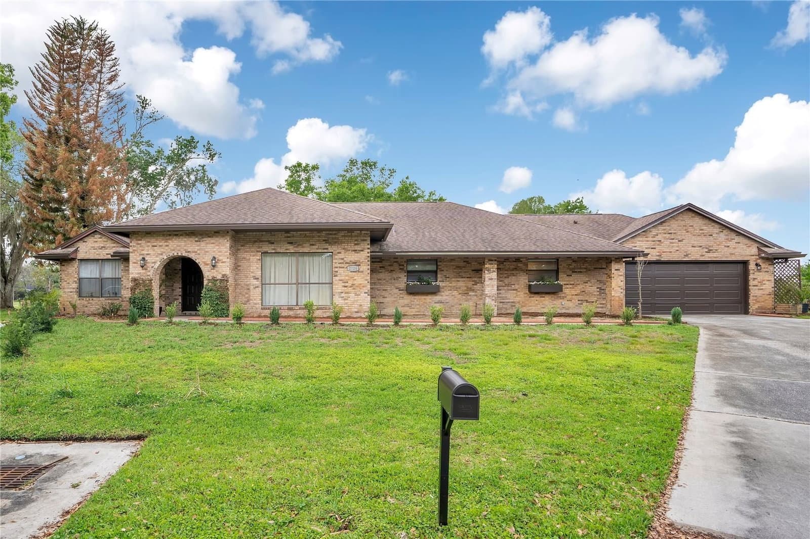 2724 ARDON