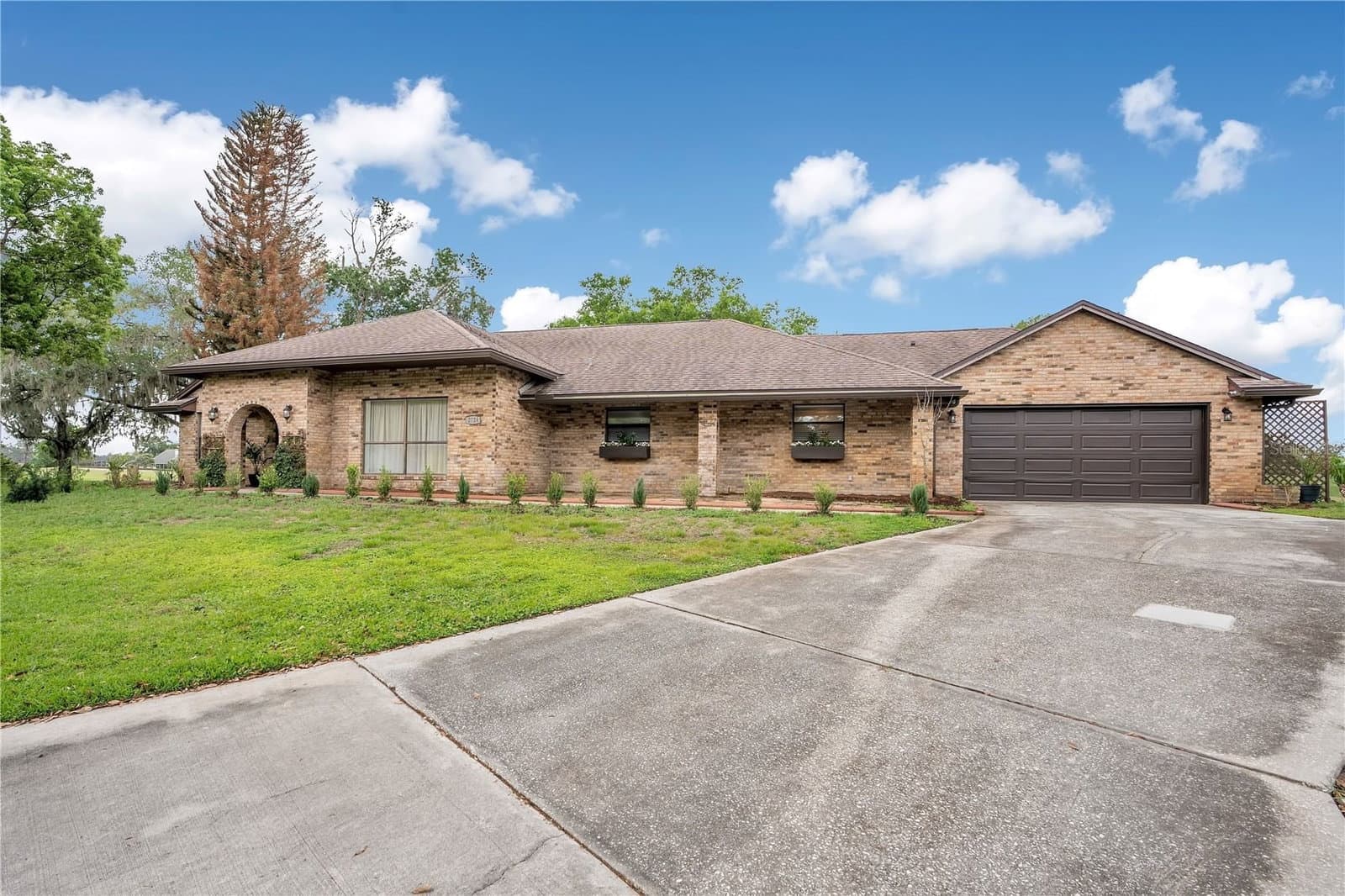 2724 ARDON