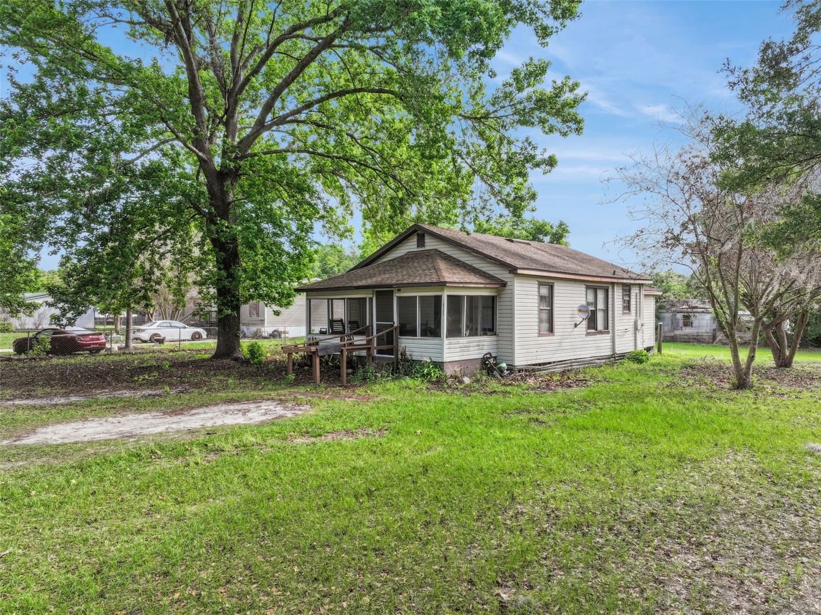4125 LAVON REYNOLDS