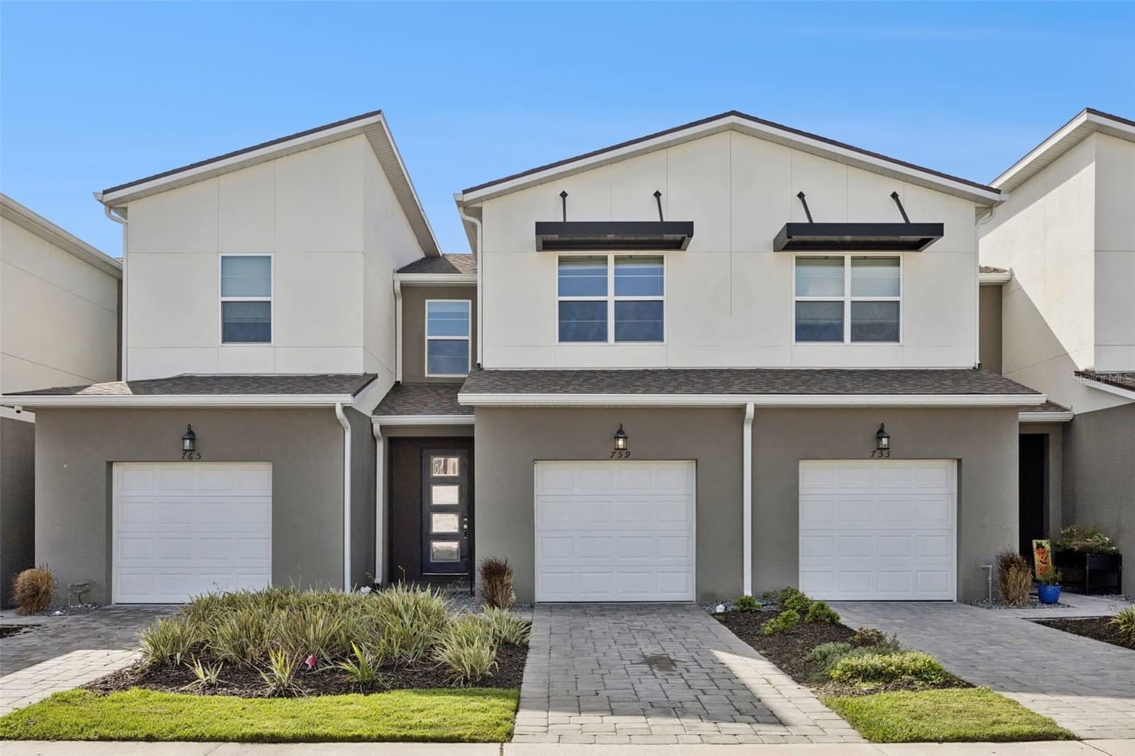 759 SPRING PALMS