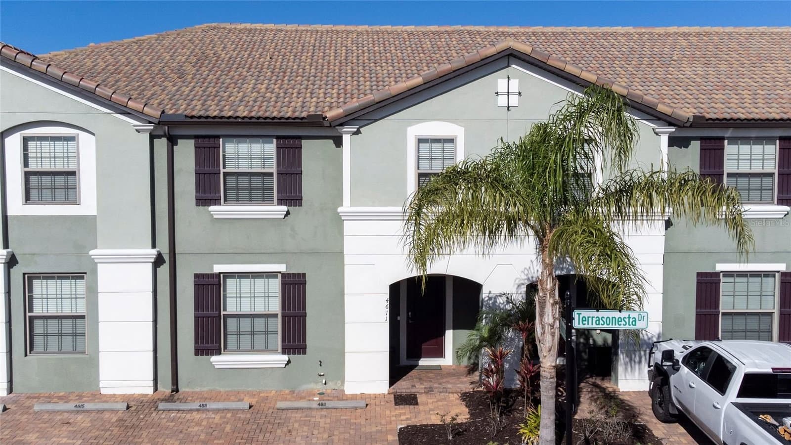 4611 TERRASONESTA