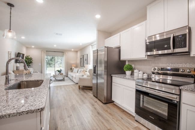 475 MARION OAKS