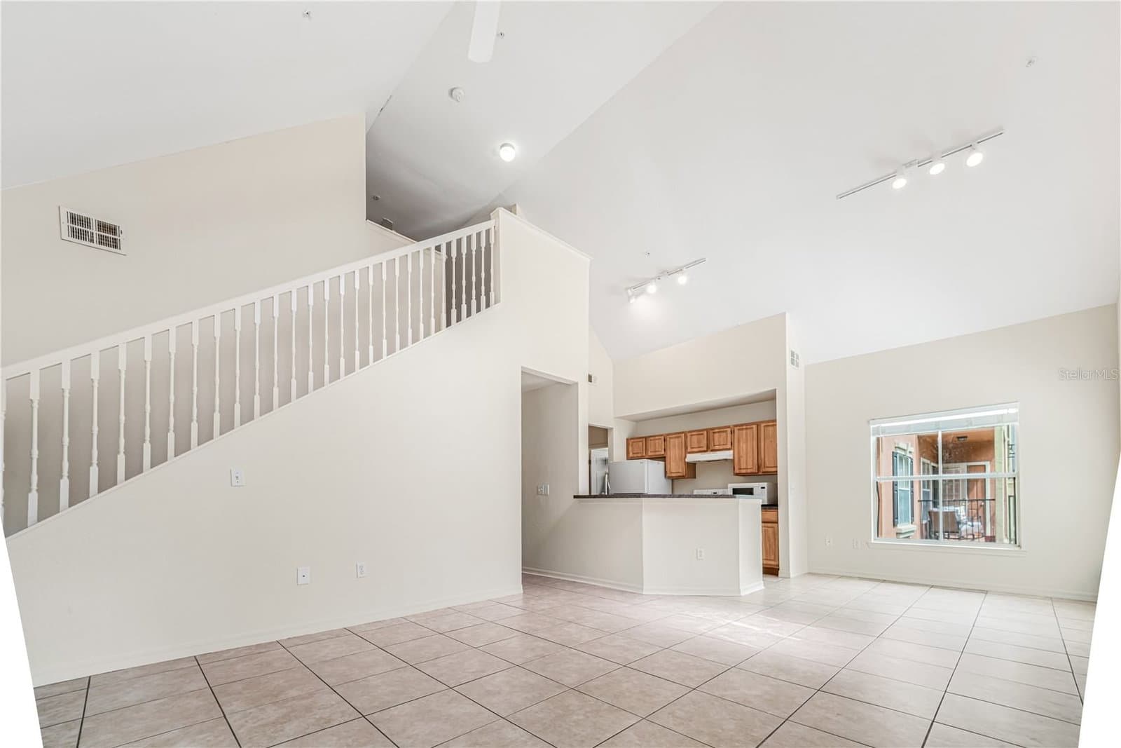 6025 WESTGATE