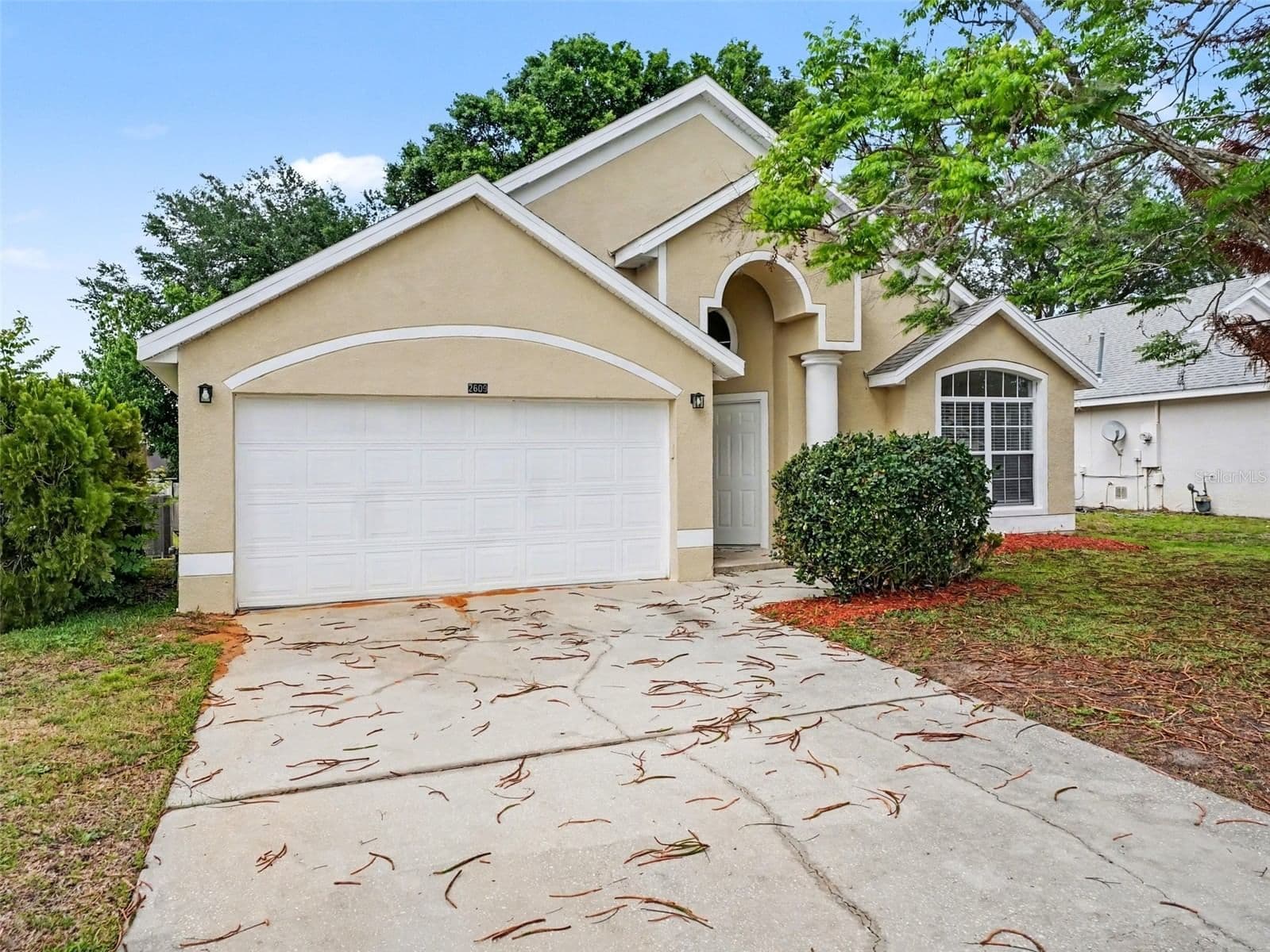 2609 MEADOW OAKS