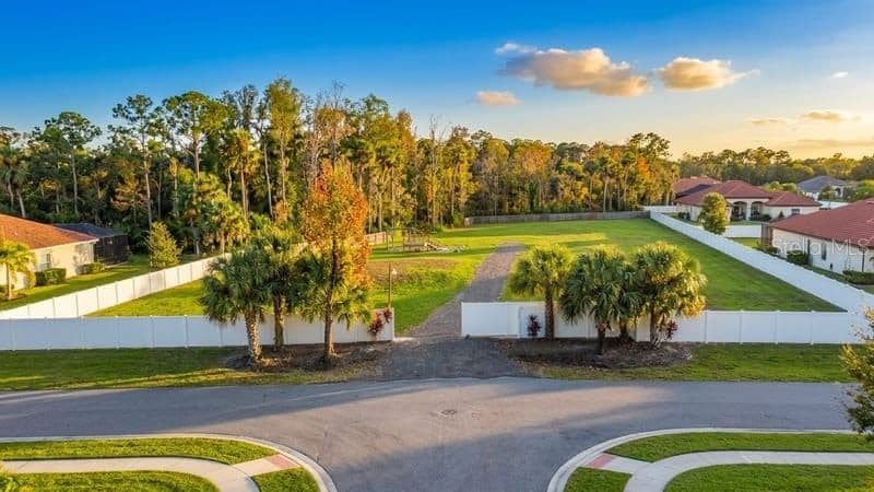6518 OLD TAMPA