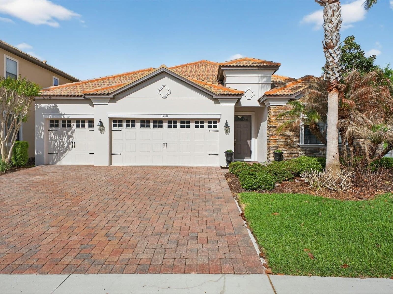 1300 GLENEAGLES