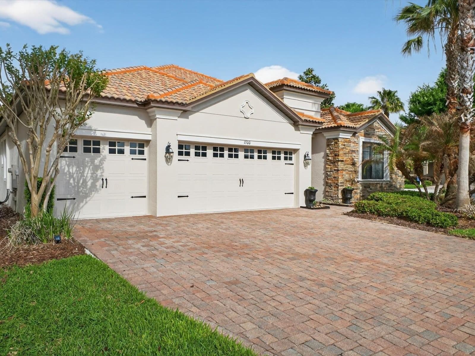 1300 GLENEAGLES