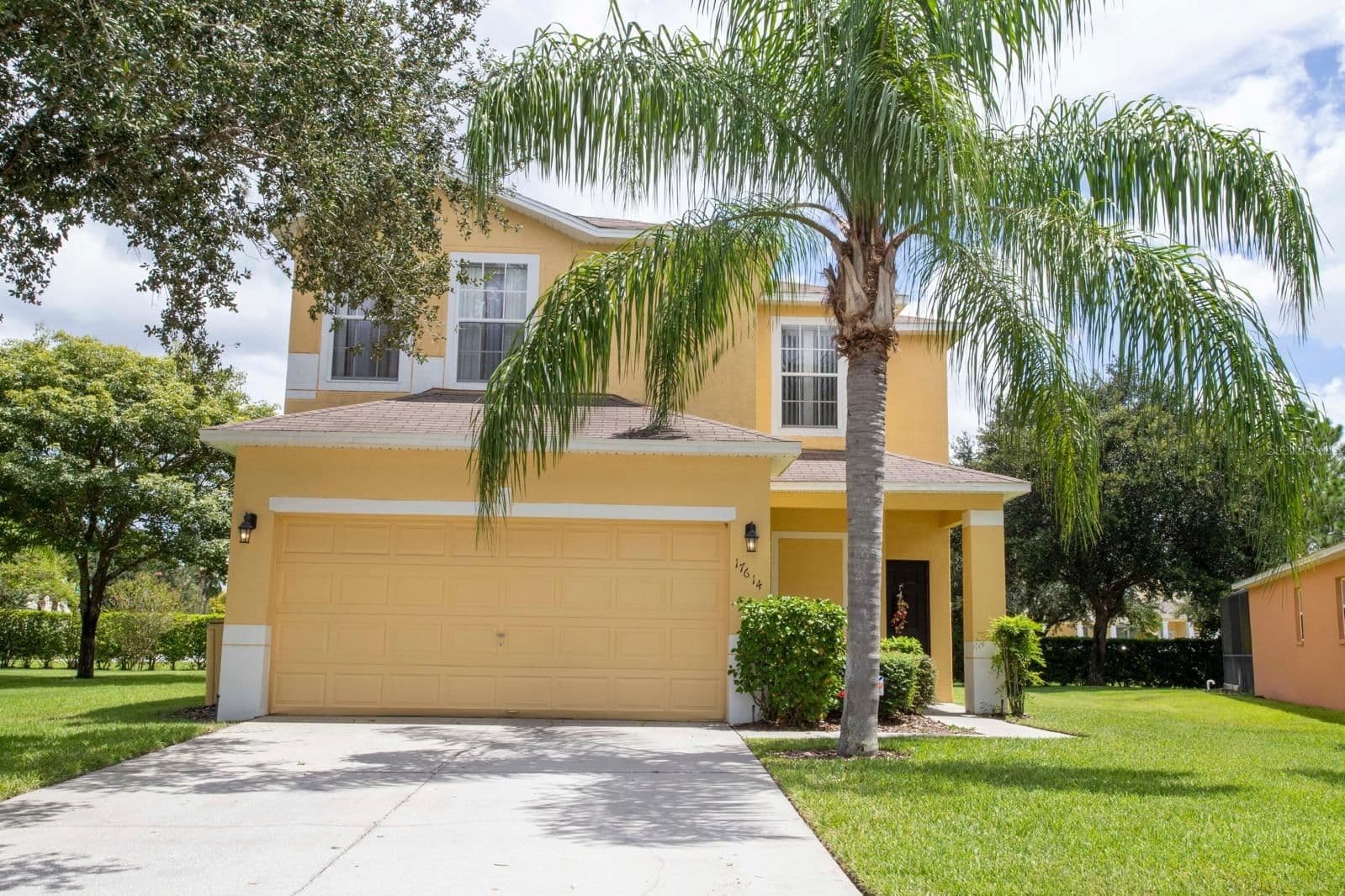 17614 WOODCREST