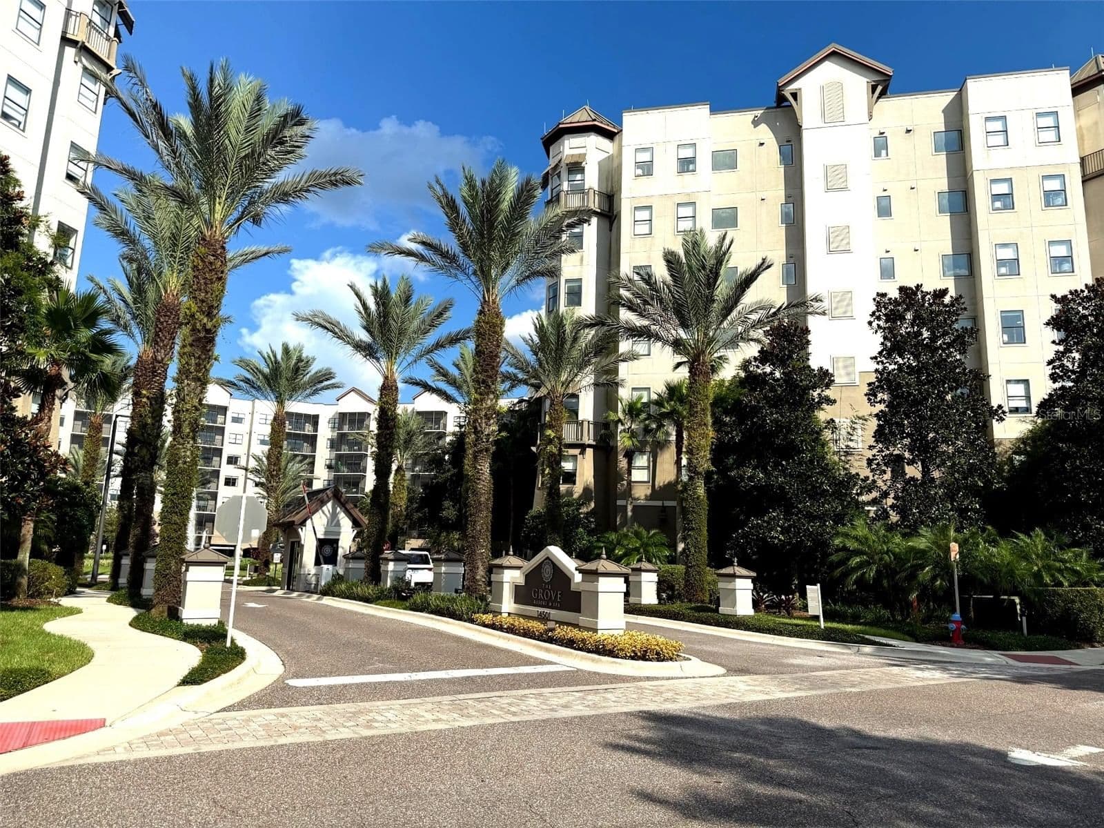 14501 GROVE RESORT