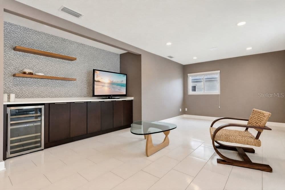 514 BAKER