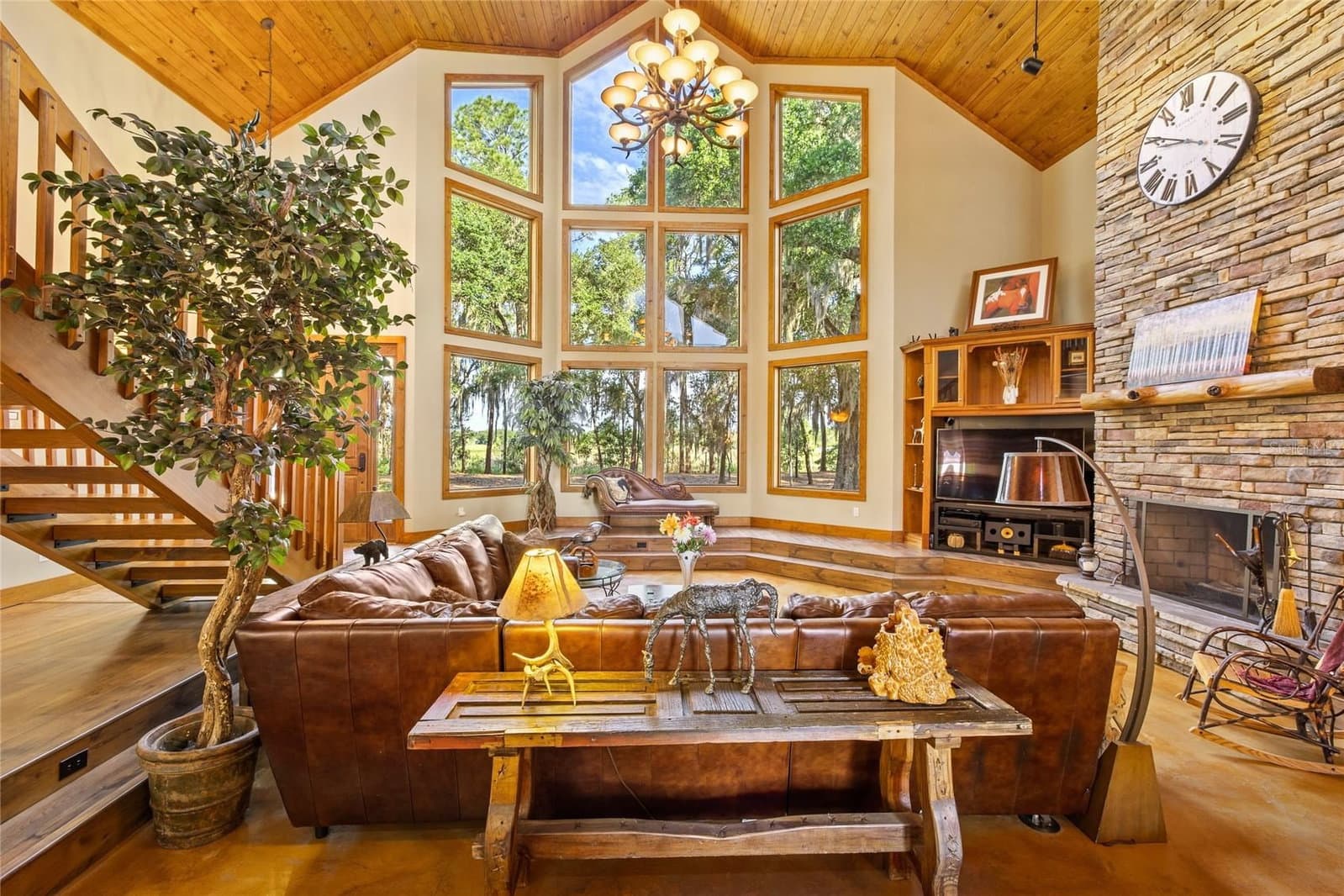 10925 ARROWTREE