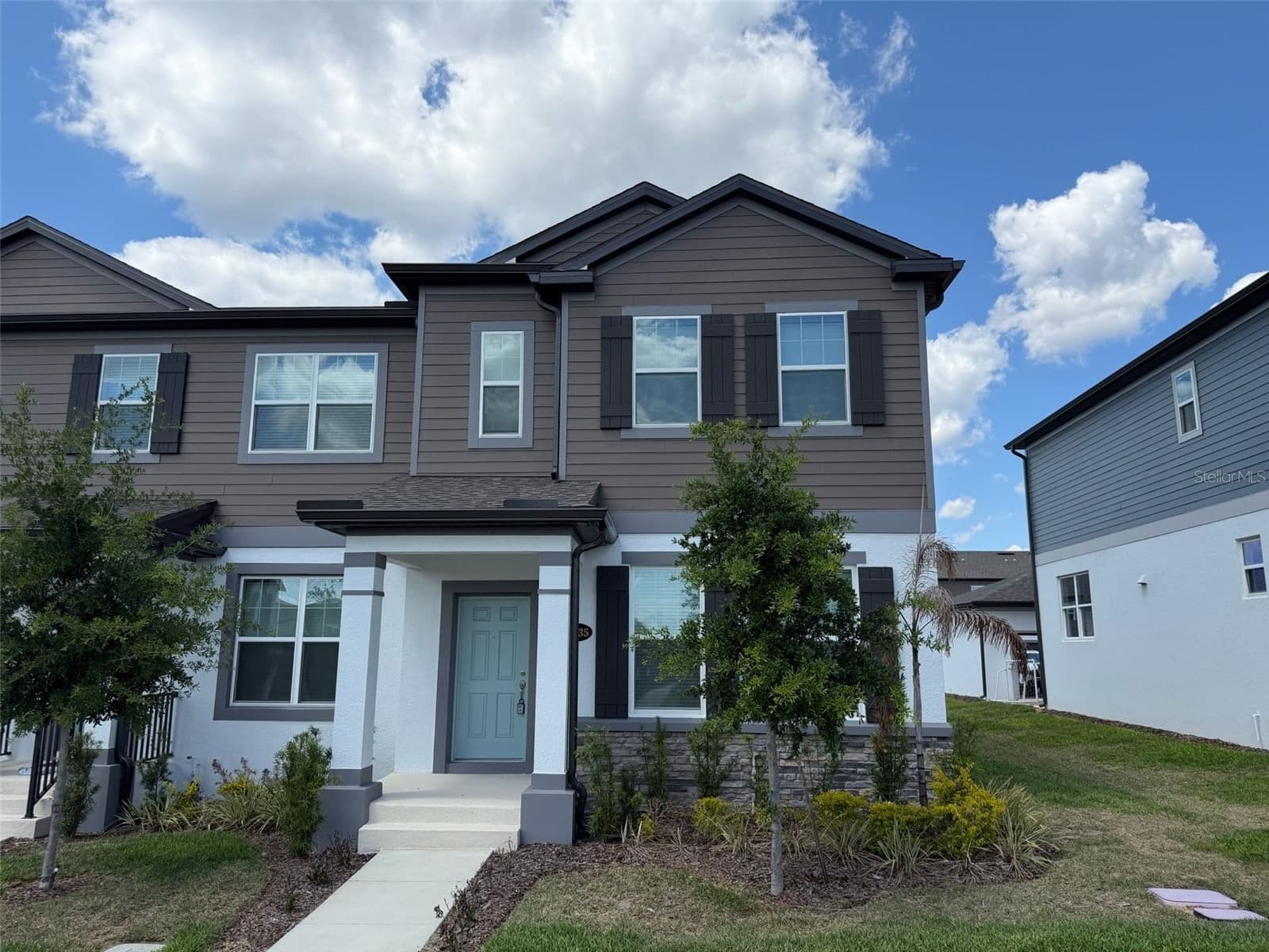 15935 GRAFTON