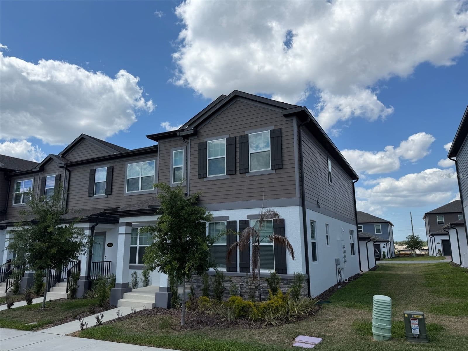 15935 GRAFTON