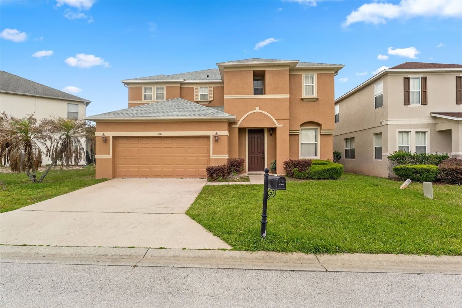 213 WILLOW VIEW