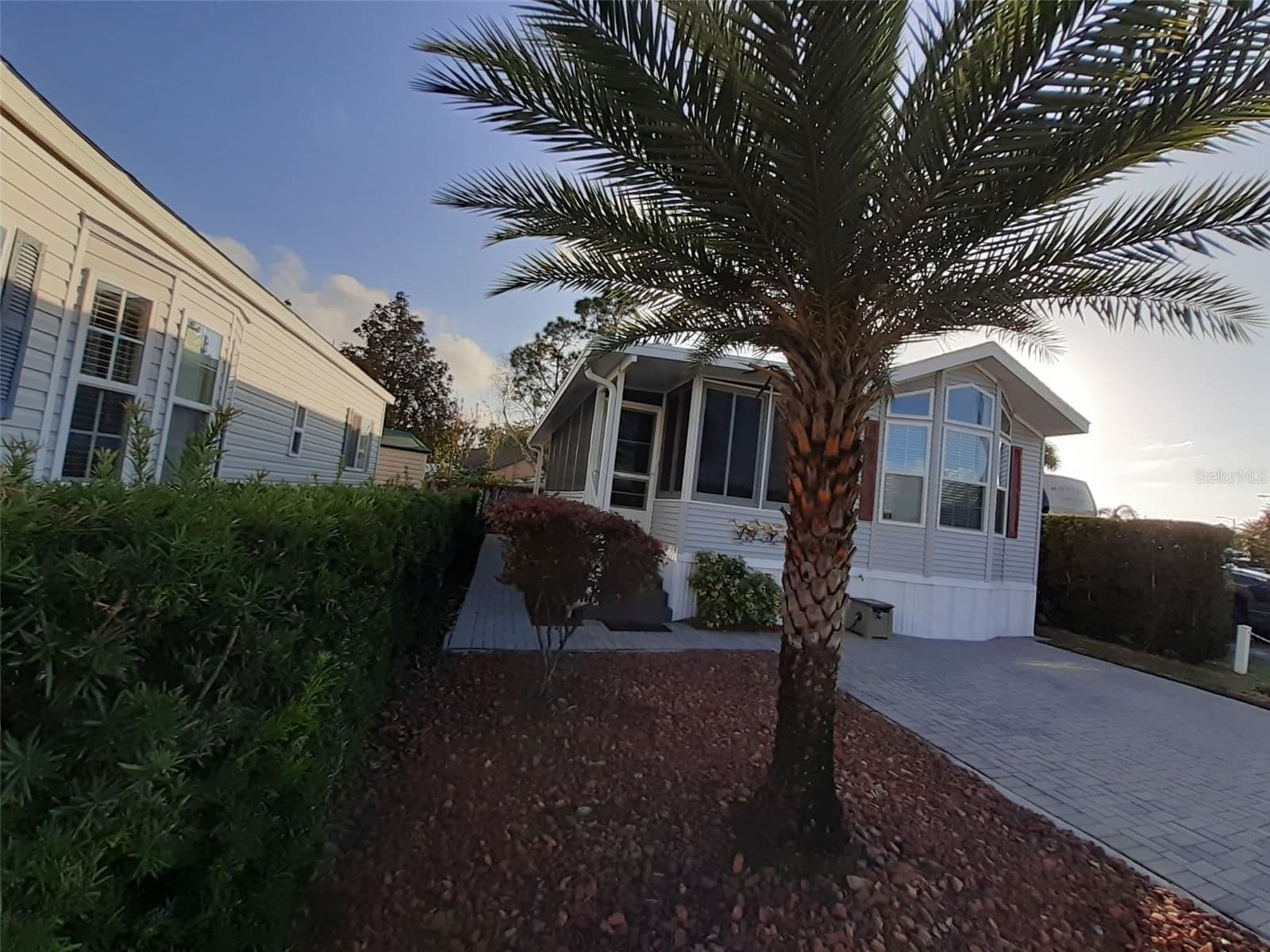2330 LIMEWOOD