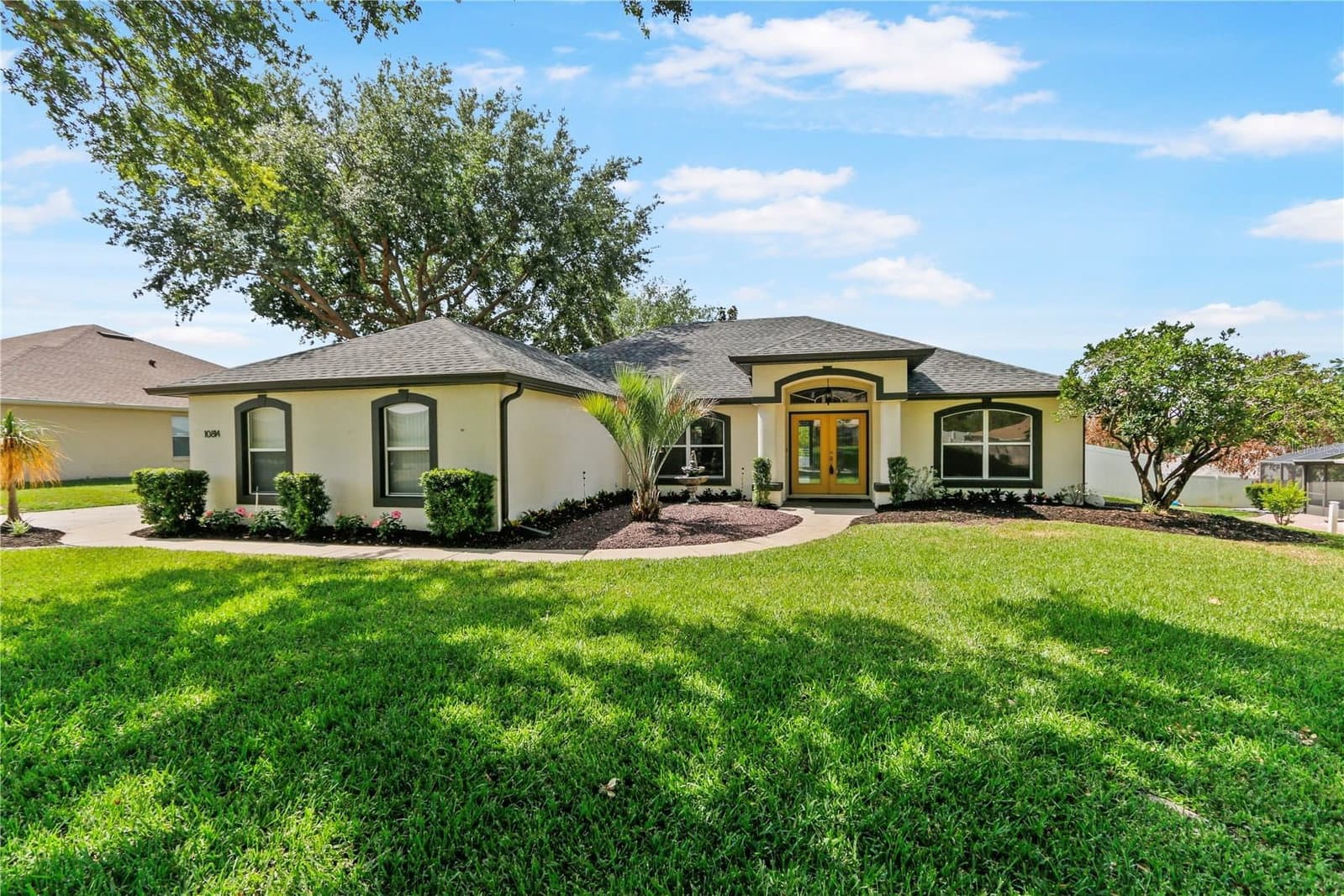 10814 VINEYARD