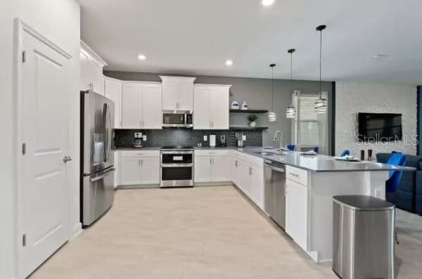 9254 SOMMERSET HILLS