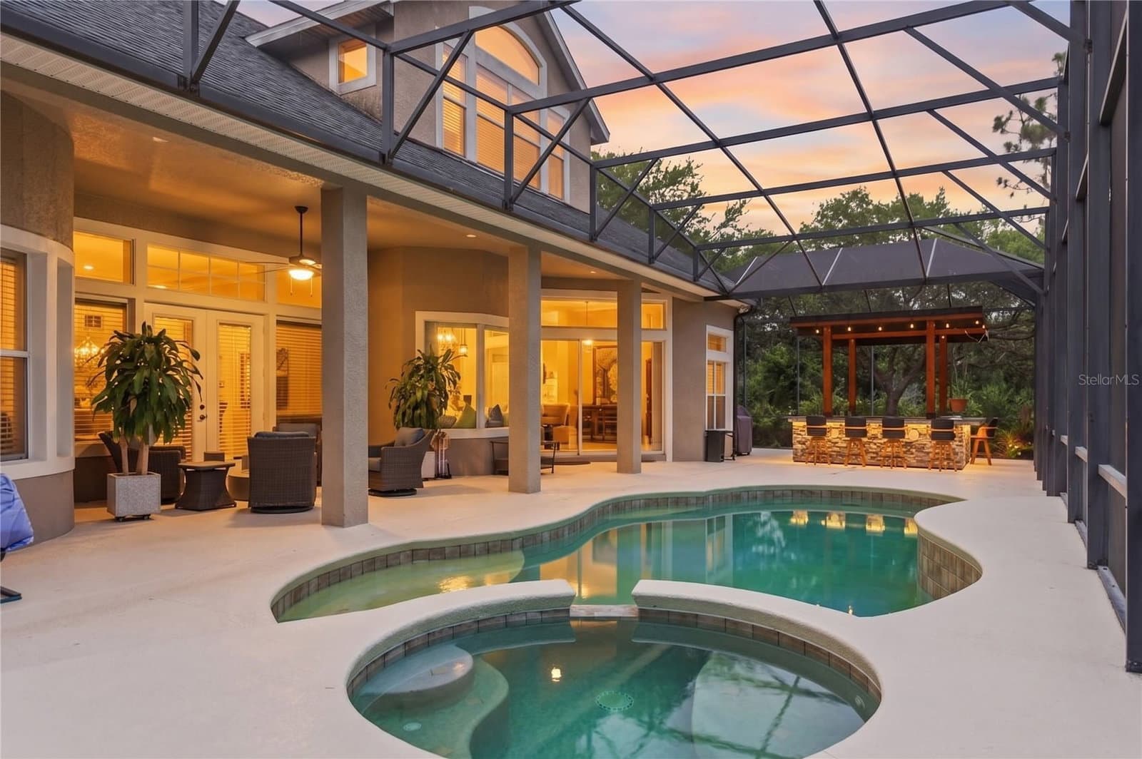 14106 OAKWOOD COVE