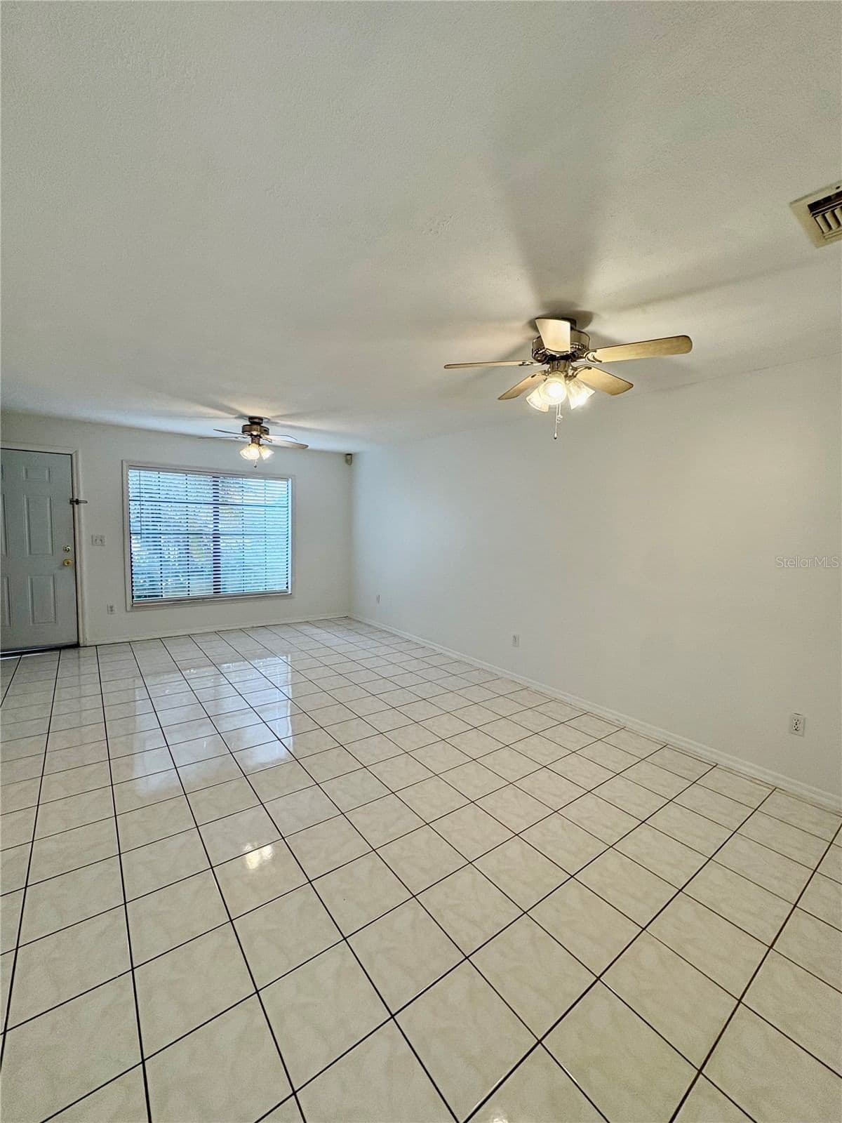 3243 FOREST OAKS COURT