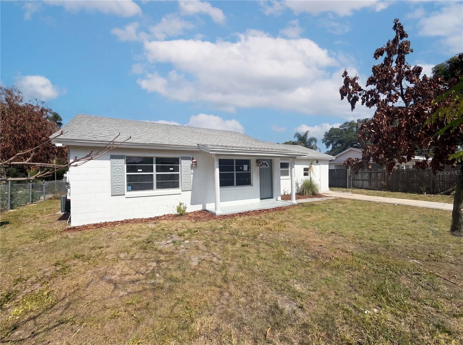 1100 CAREFREE COVE