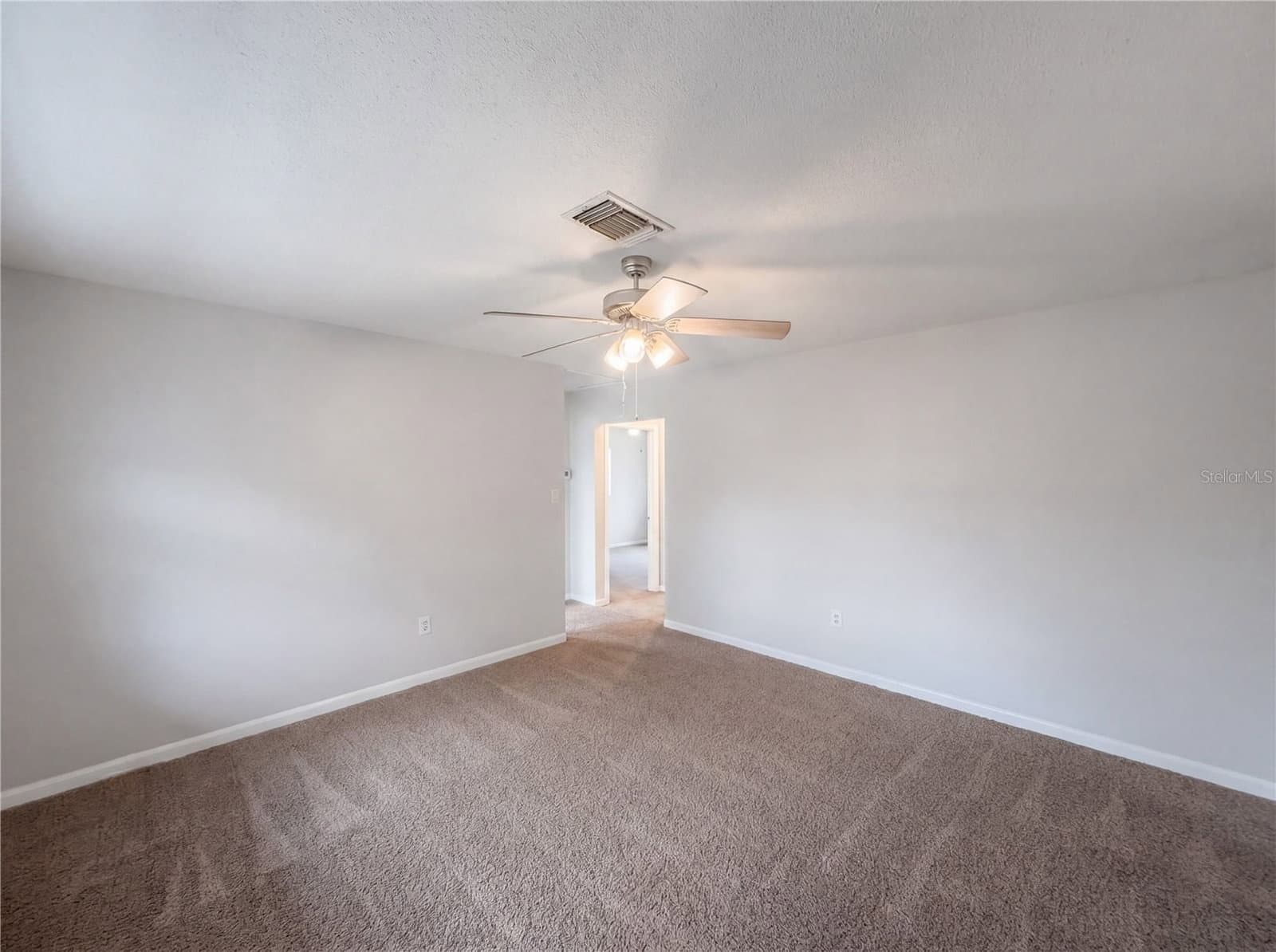 1100 CAREFREE COVE