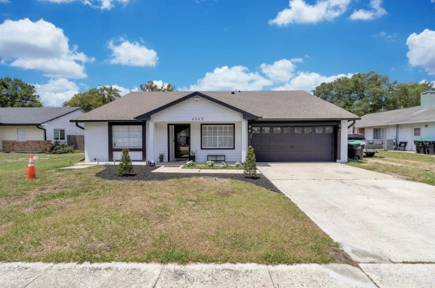 4849 EDEN VIEW