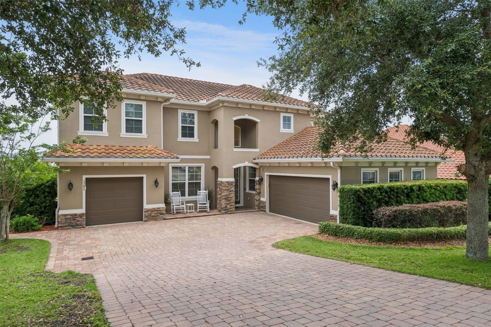 1784 BELLA LAGO