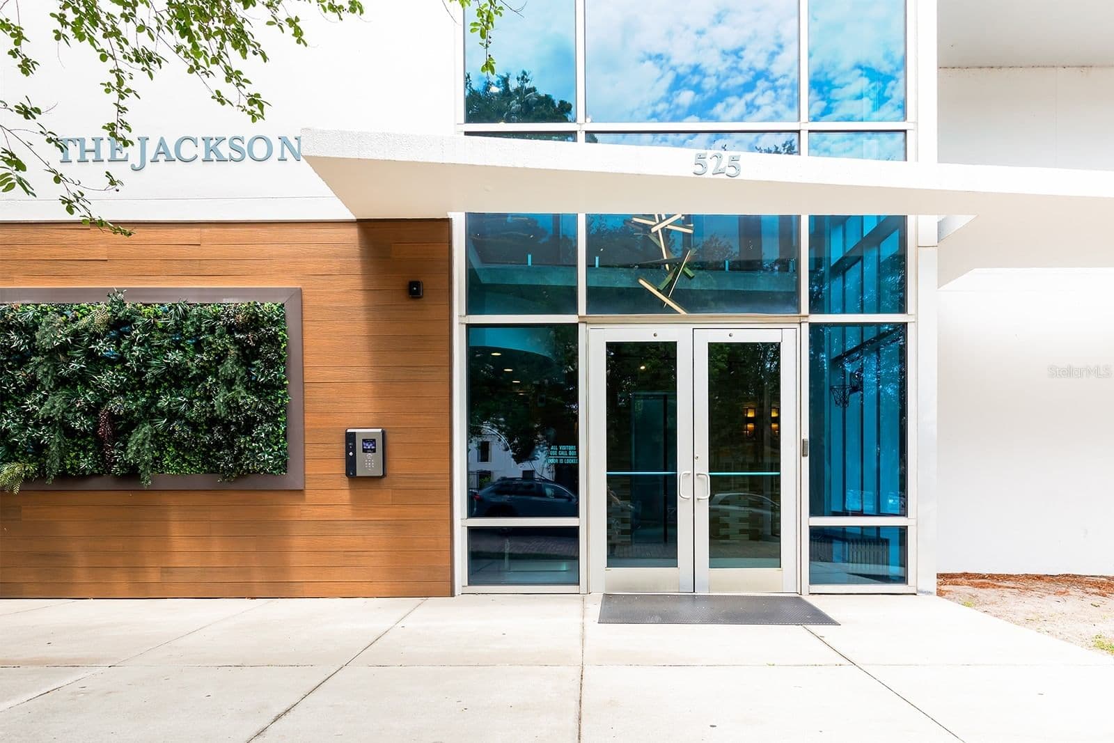 525 JACKSON