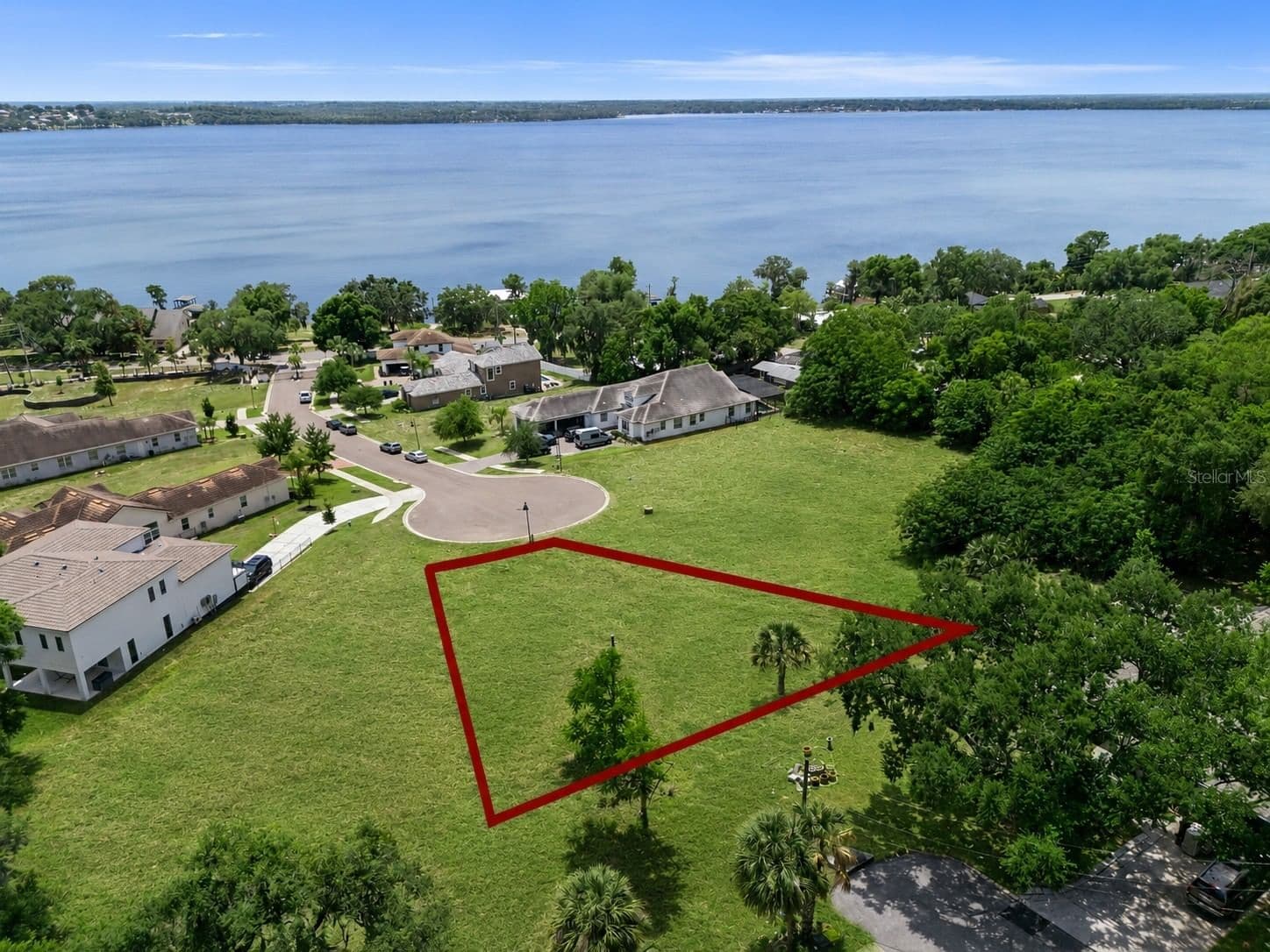 1849 MOORINGS Court