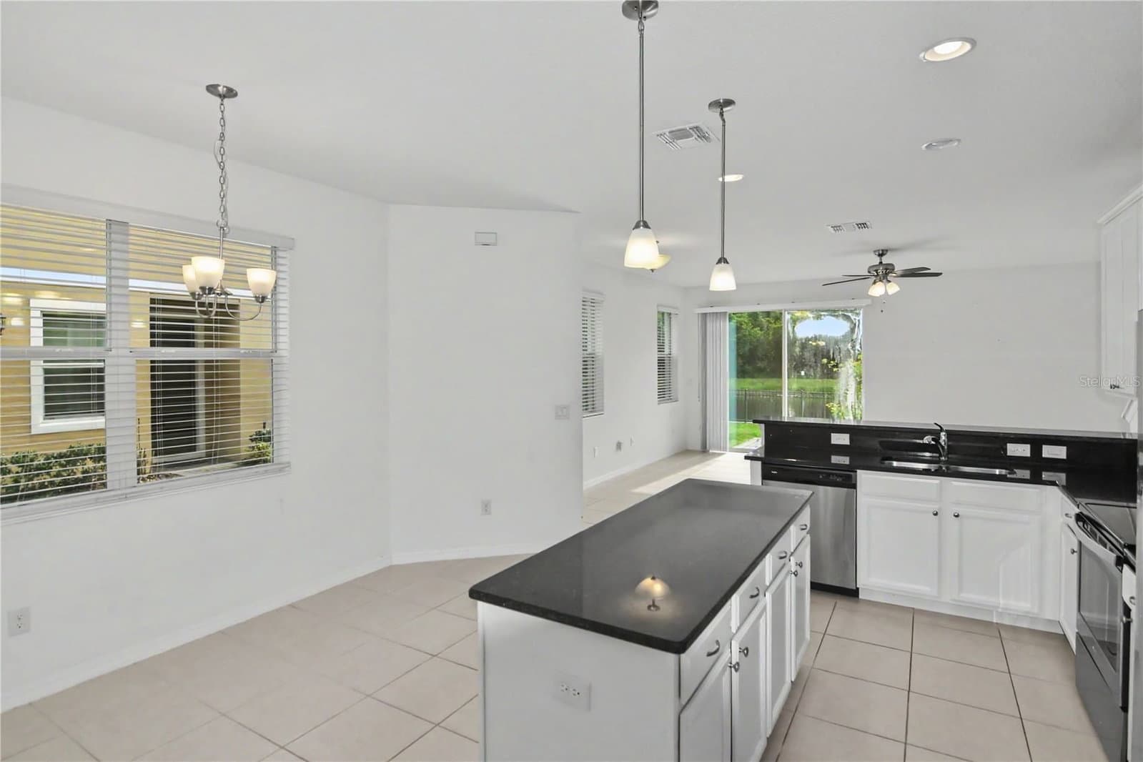 4240 GUMBO LIMBO