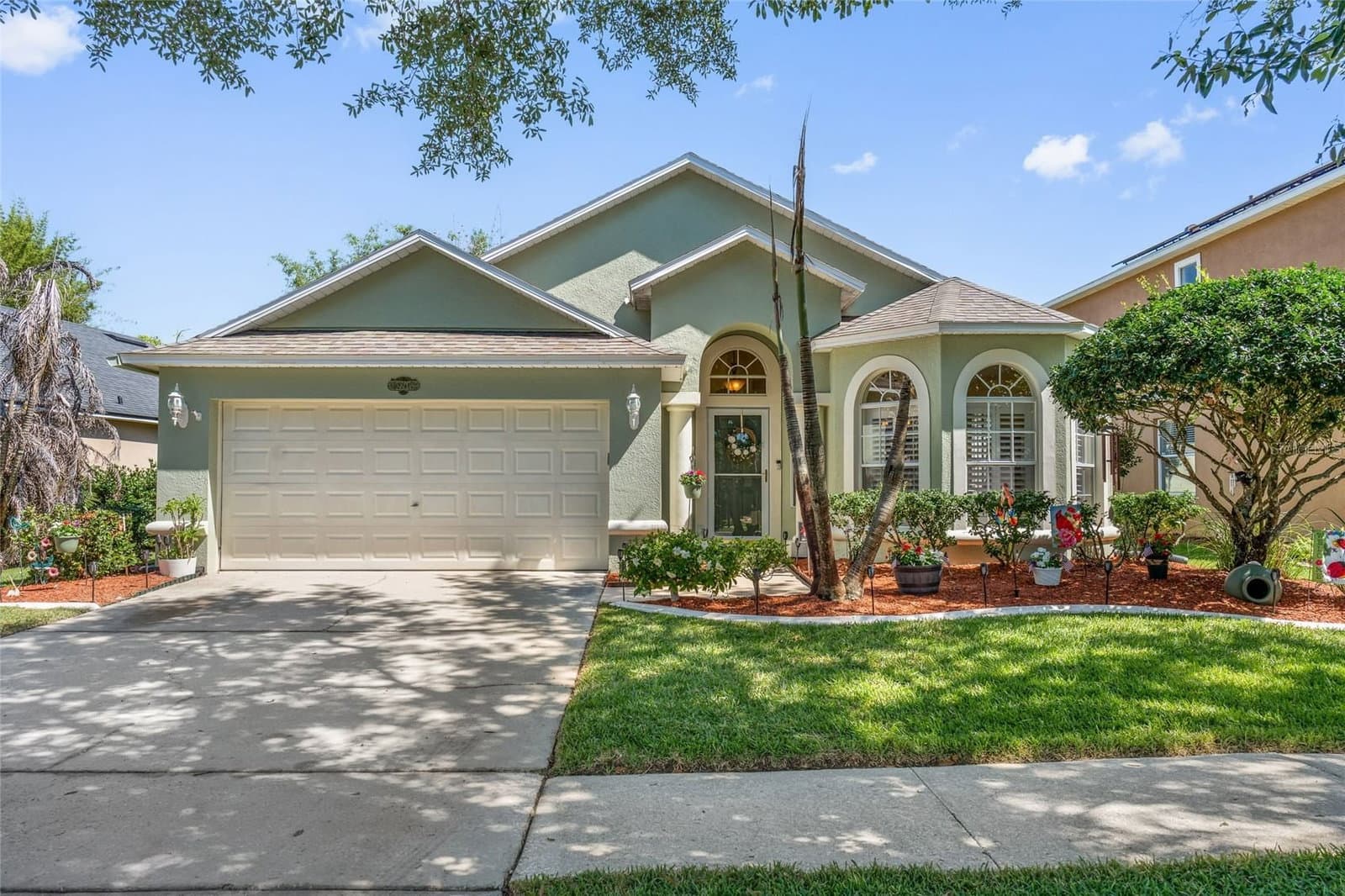 2248 HILLSHIRE