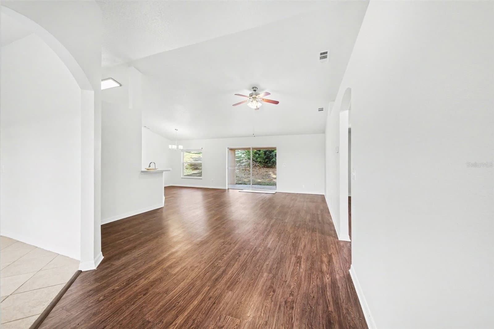 10423 LAKE HASSON
