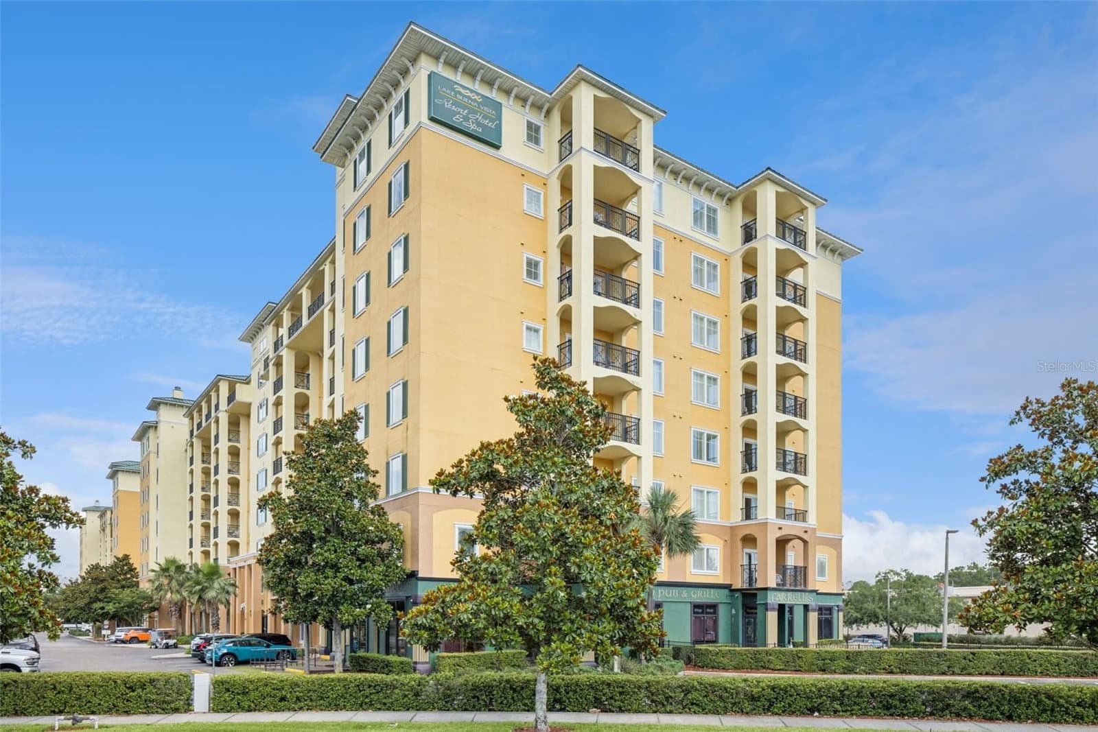 8112 POINCIANA