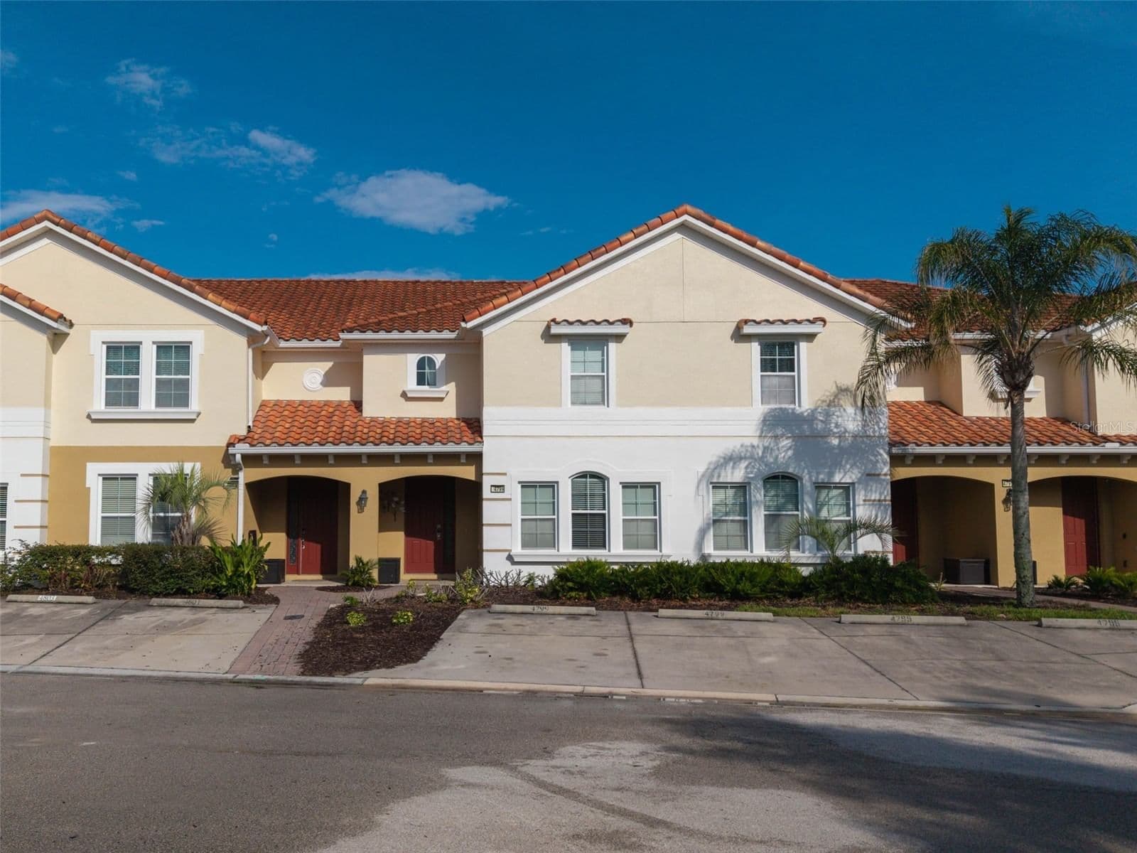 4799 TERRASONESTA